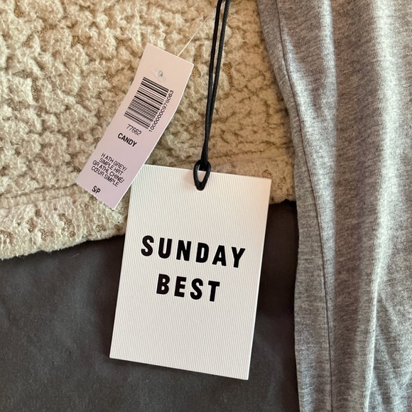 Aritzia Sunday Best baby tee - Picture 3 of 3